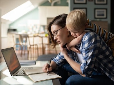 Mom looking to find out more about information and how child support works in Texas by blair parker law in houston, texas.