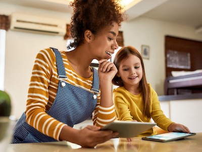 Mom finding out more about child custody laws in Texas to support daughter