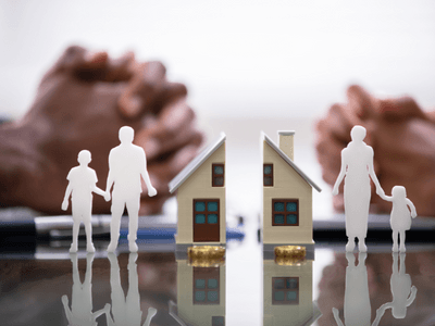 Housing situation during separation for families.